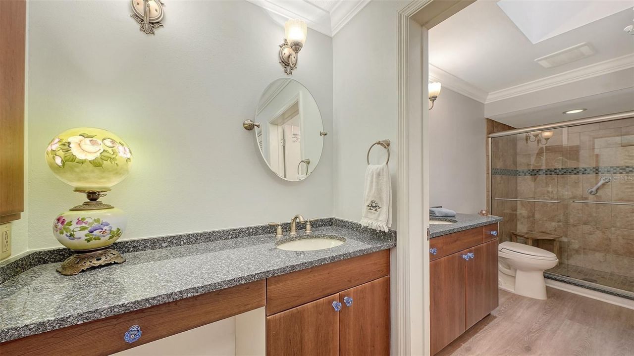 6048 Wilshire Boulevard, Unit 2, Sarasota, FL 34238 Photo