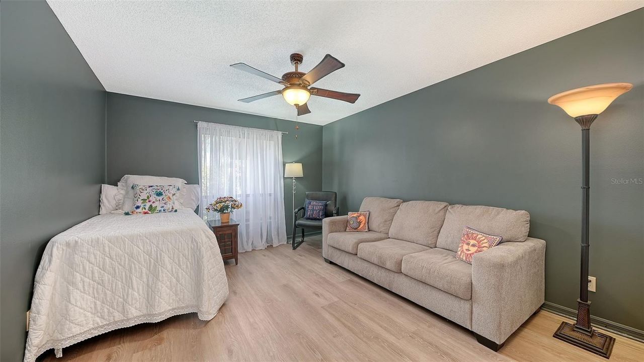 6048 Wilshire Boulevard, Unit 2, Sarasota, FL 34238 Photo