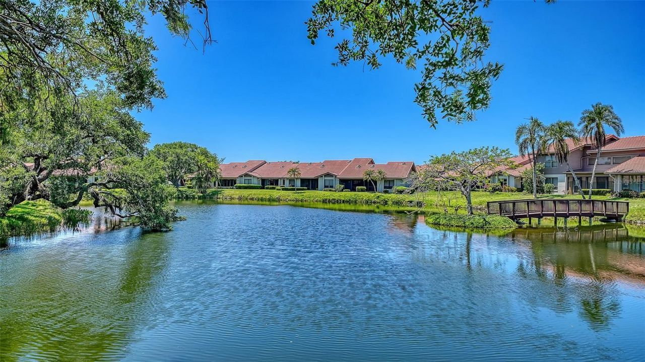 6048 Wilshire Boulevard, Unit 2, Sarasota, FL 34238 Photo