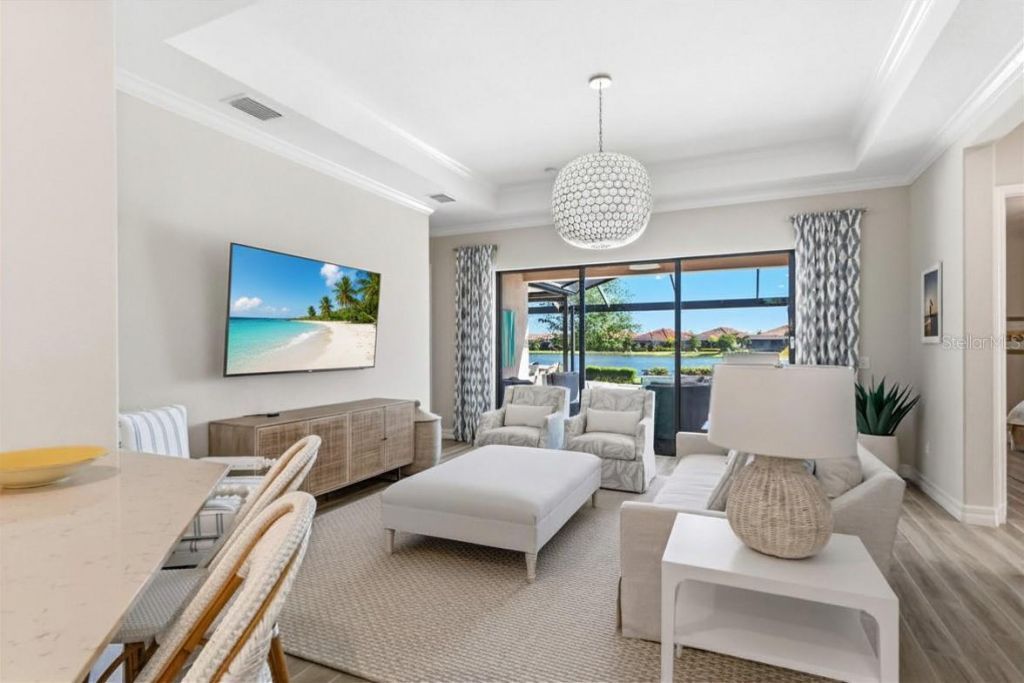 7010 Whittlebury Trail , Bradenton, FL 34202 Photo