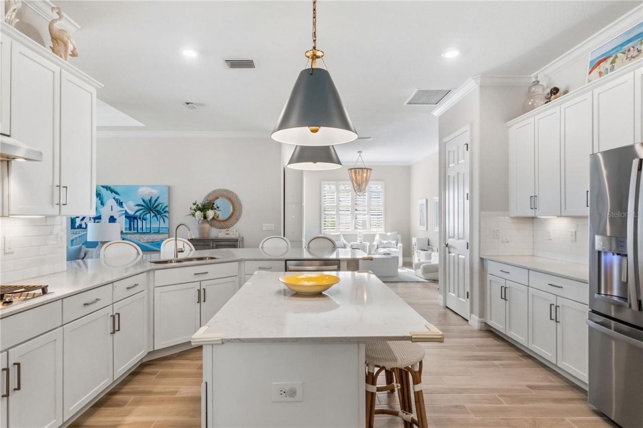 7010 Whittlebury Trail , Bradenton, FL 34202 Photo