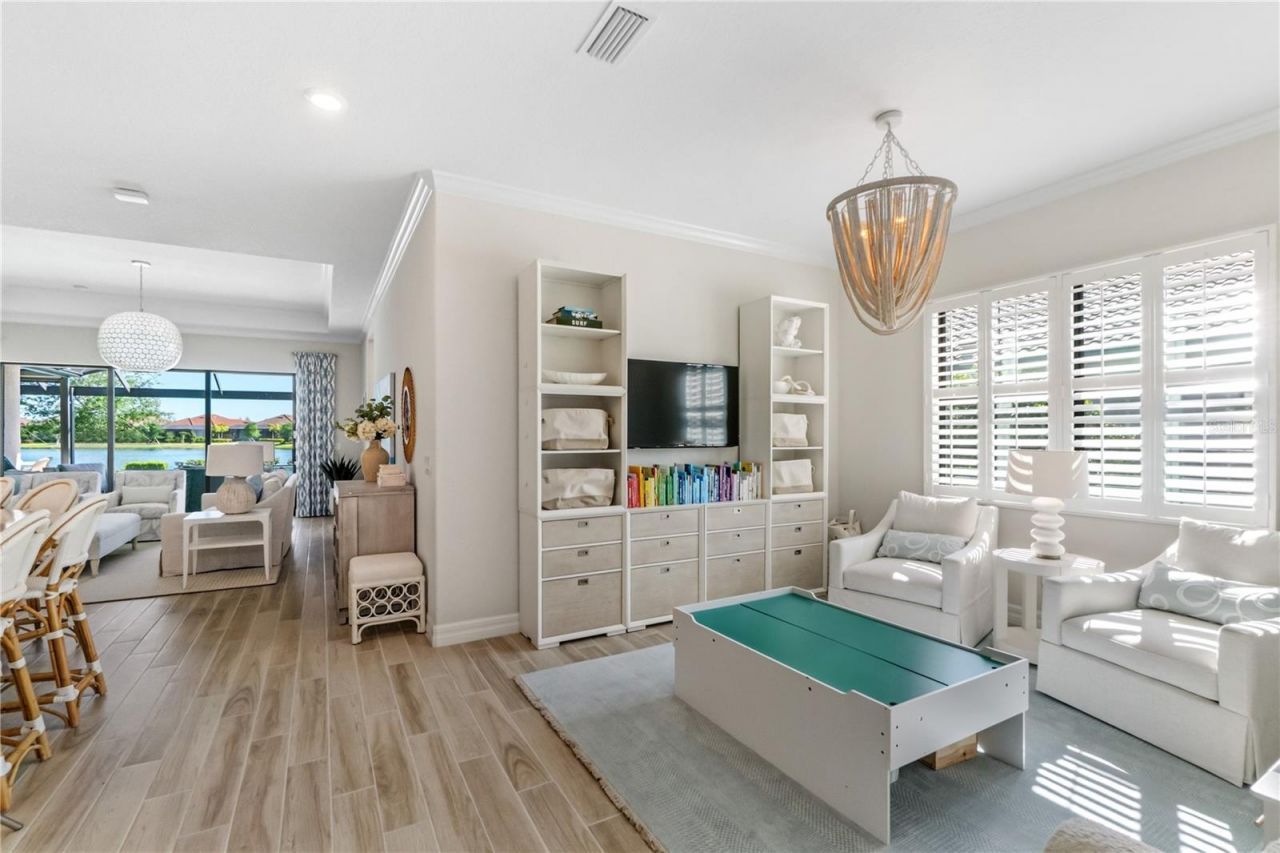 7010 Whittlebury Trail , Bradenton, FL 34202 Photo