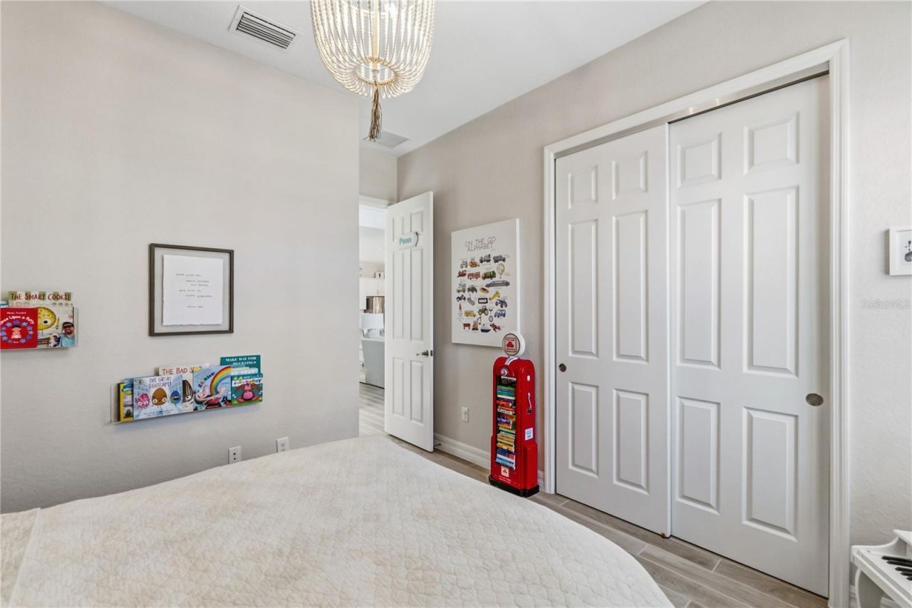 7010 Whittlebury Trail , Bradenton, FL 34202 Photo