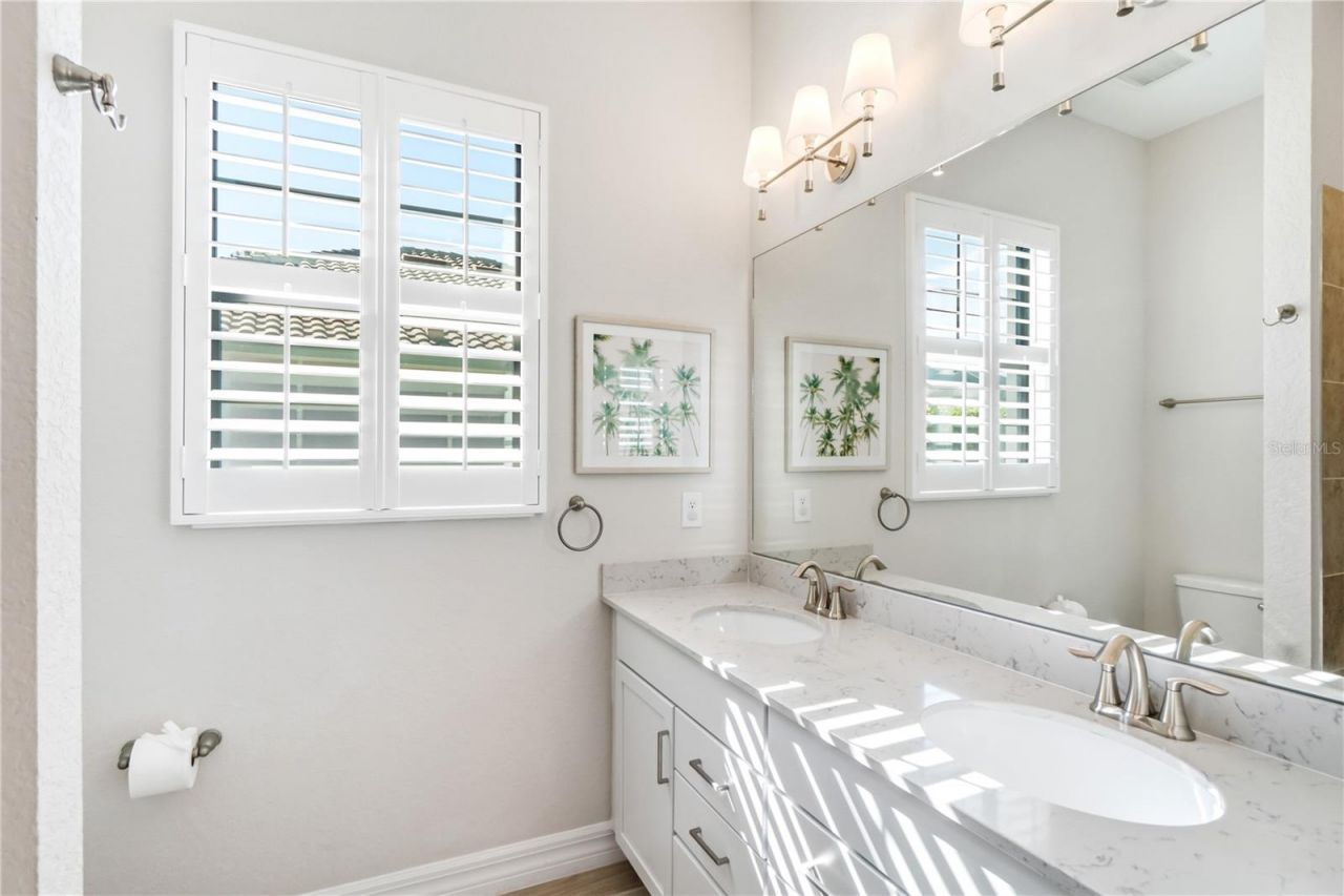 7010 Whittlebury Trail , Bradenton, FL 34202 Photo