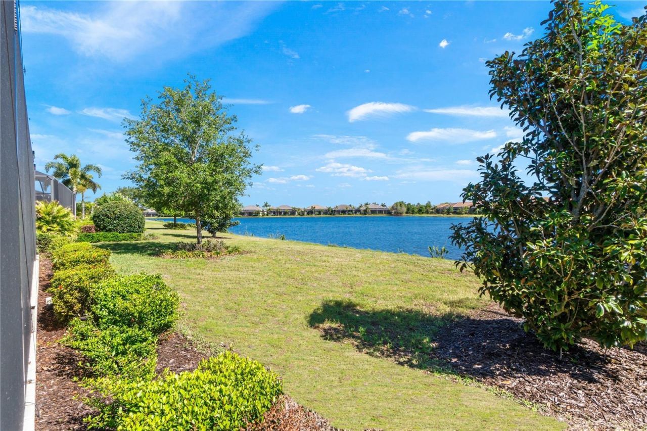 7010 Whittlebury Trail , Bradenton, FL 34202 Photo