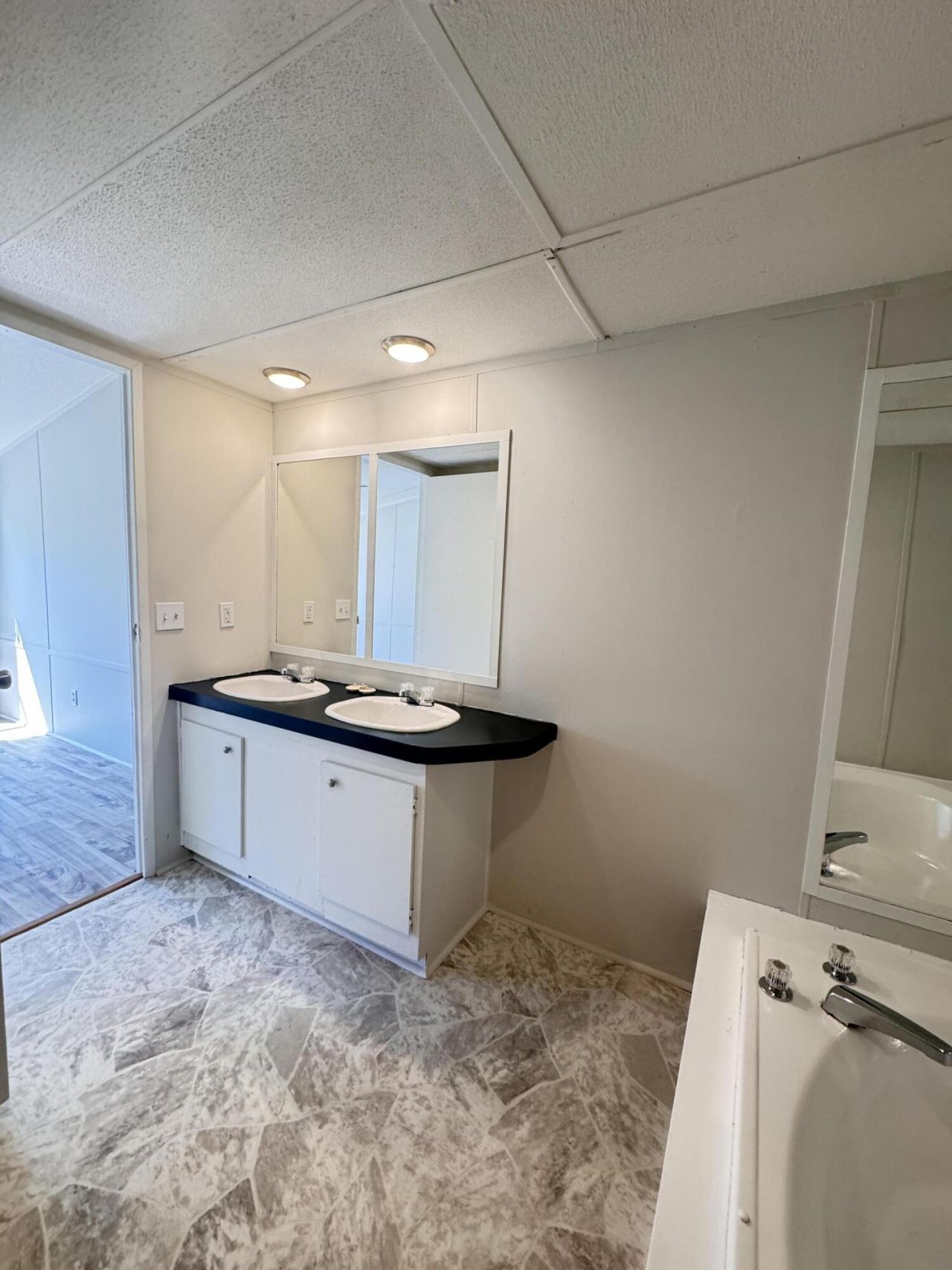 185 Belfast Lane Photo 24