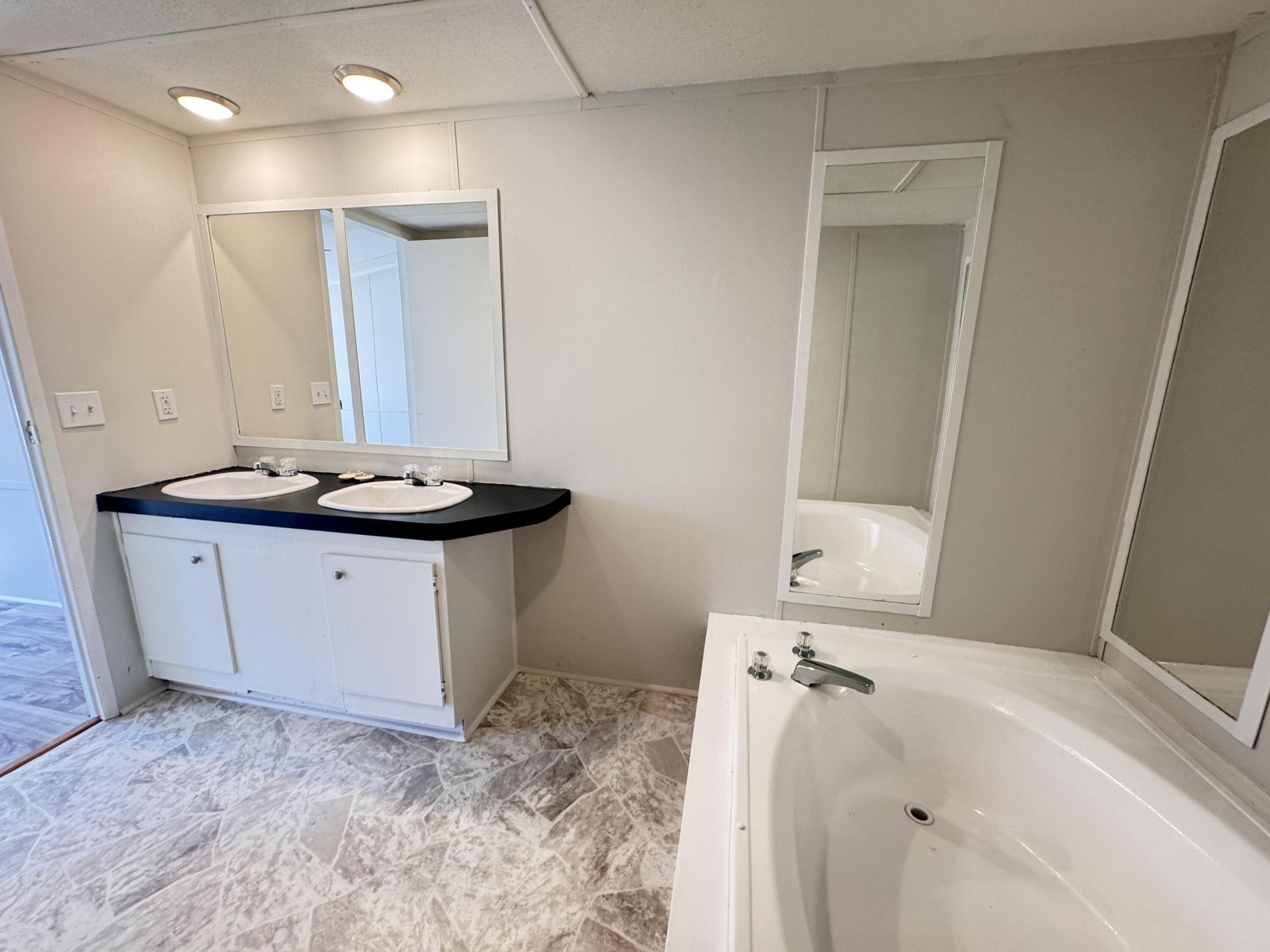 185 Belfast Lane Photo 26