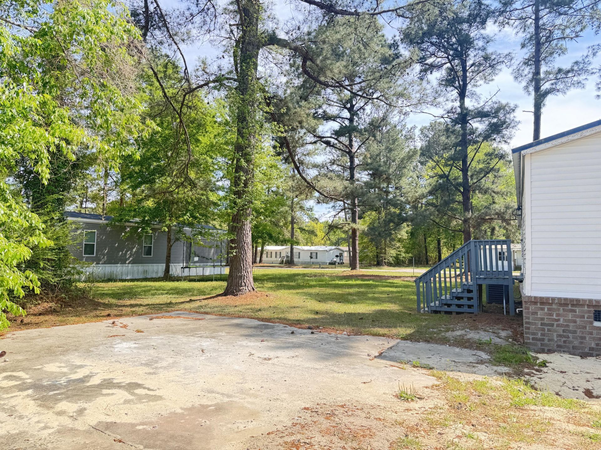 185 Belfast Lane Photo 32