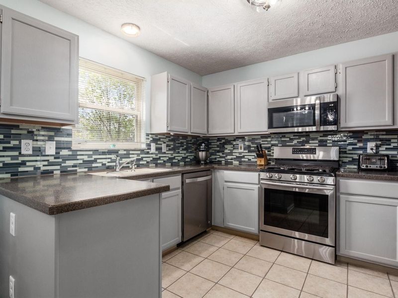 4423 Knickel Drive, Hilliard, OH 43026 Photo 5