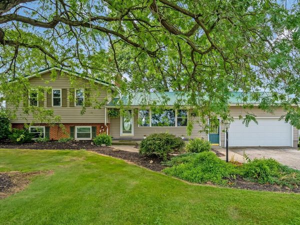 5187 Lincoln Highway , Bucyrus, OH 44820