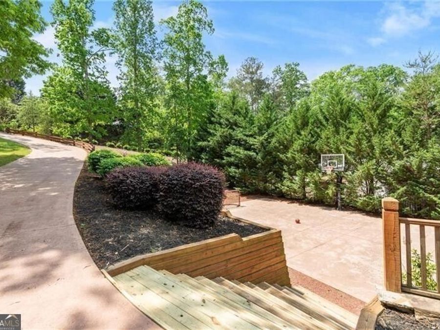Property Image 112