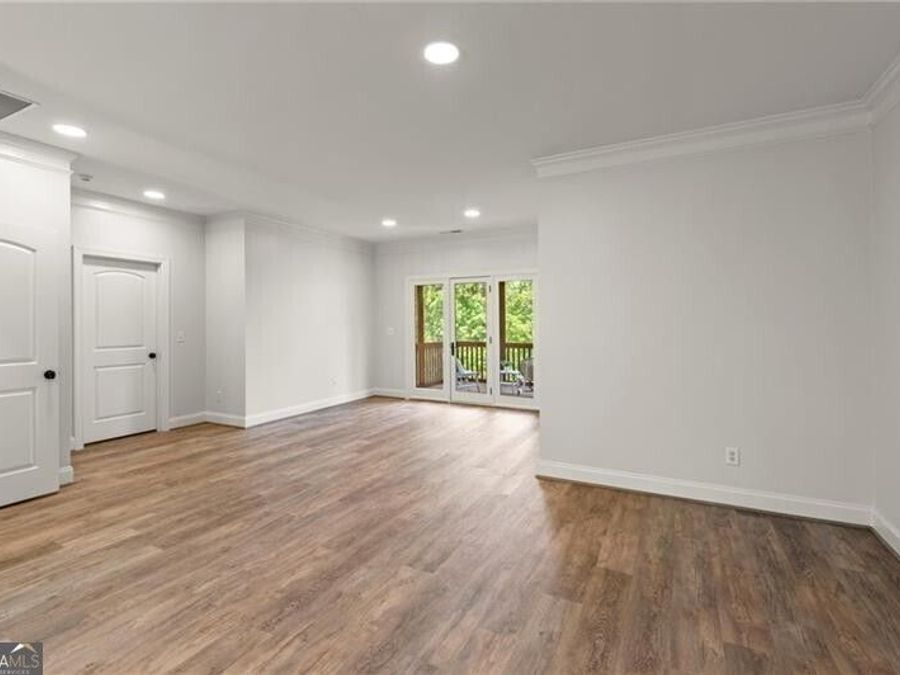 Property Image 76