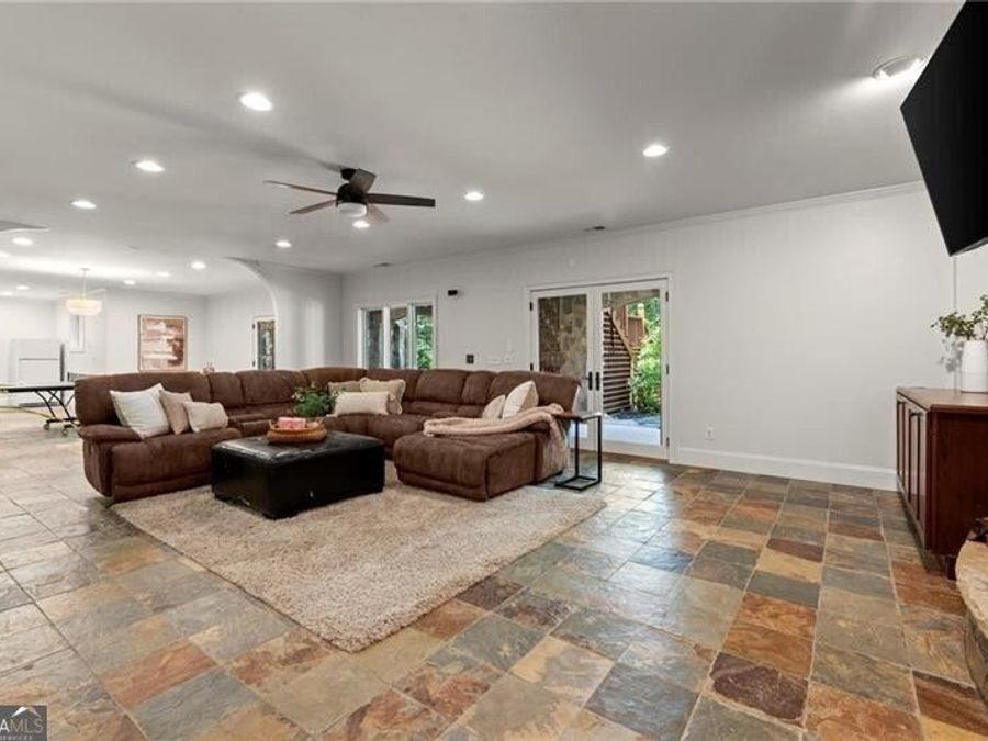 Property Image 79