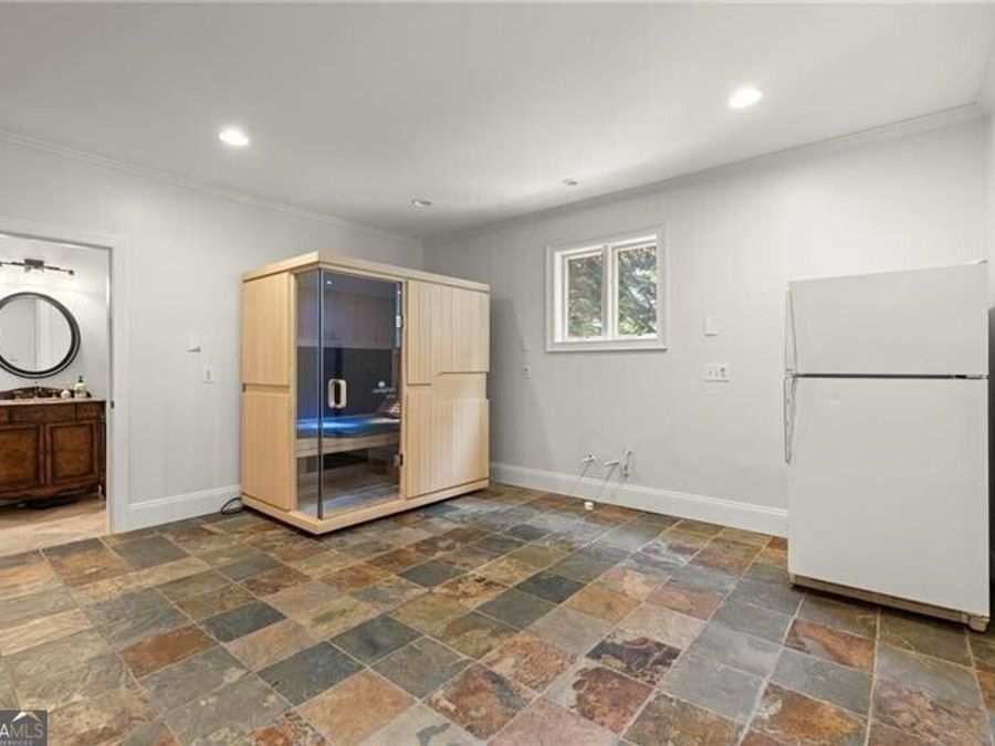 Property Image 85