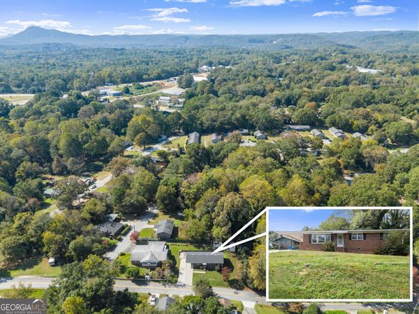 574 S Sage Street, Toccoa, GA 30577