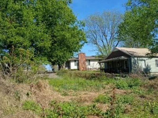 206 N Niota Rd , Englewood, TN 37329