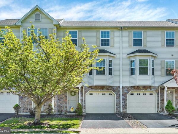 186 MAPLETON DRIVE, HARRISBURG, PA 17112