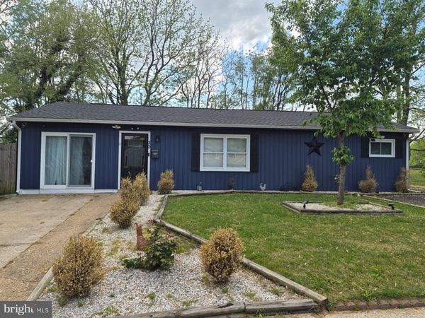 30 WAYNE DRIVE, DOVER, DE 19901