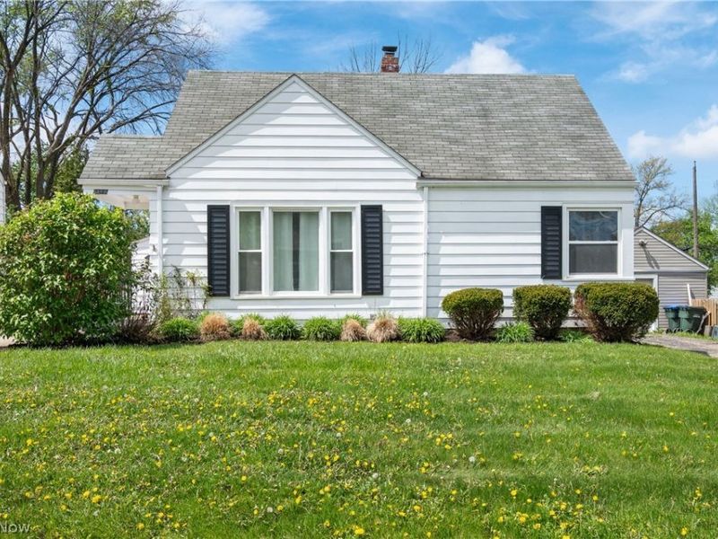 2342 25th Street, Cuyahoga Falls, OH 44223 Photo 2