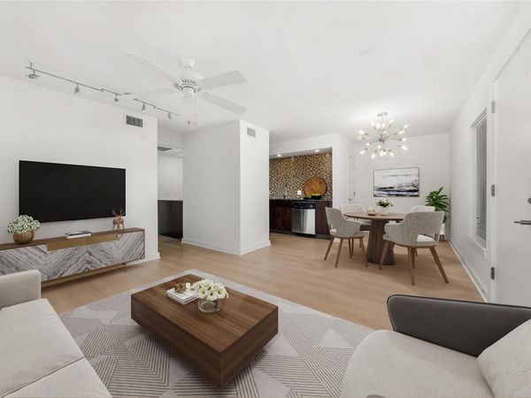 2200 Dickson DR, Unit 112, Austin, TX 78704