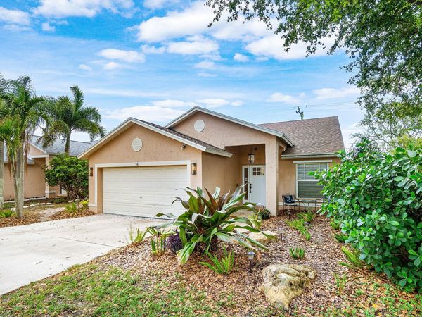 14 Ripley Way, Boynton Beach, FL 33426