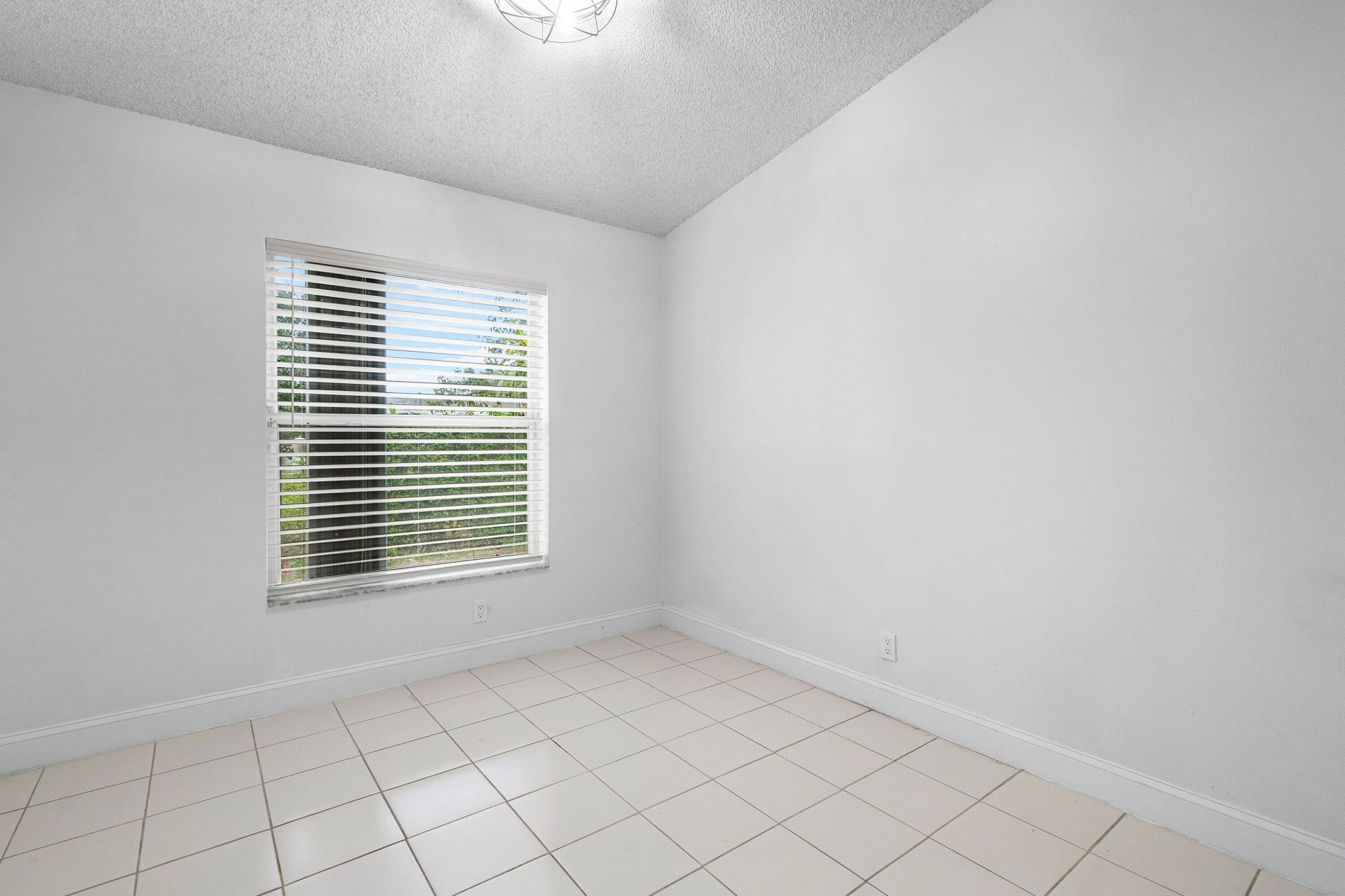 14 Ripley Way, Boynton Beach, FL 33426 Photo