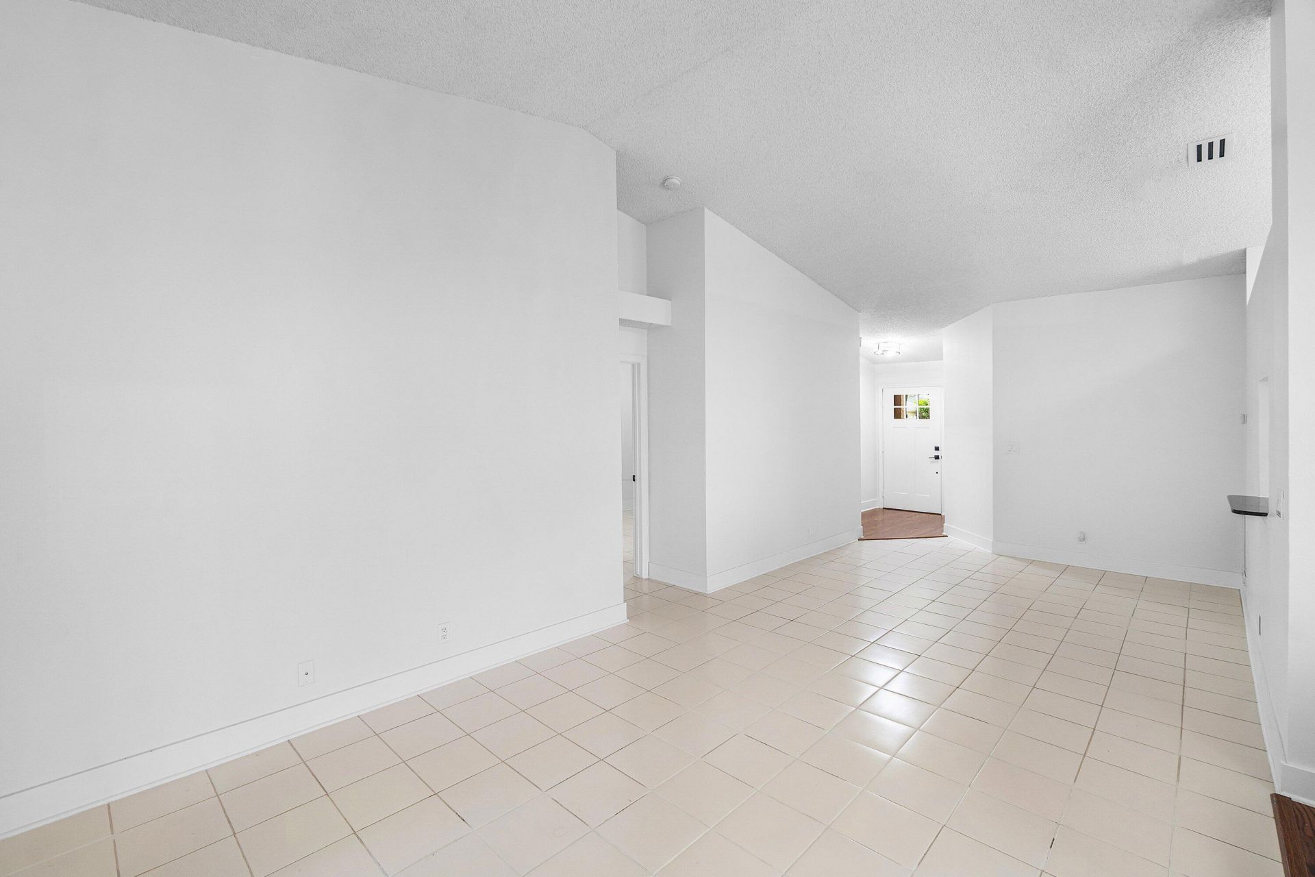 14 Ripley Way, Boynton Beach, FL 33426 Photo