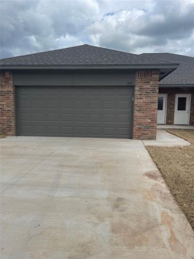 1320 Brooks Drive, Newcastle, OK 73065 Main Photo