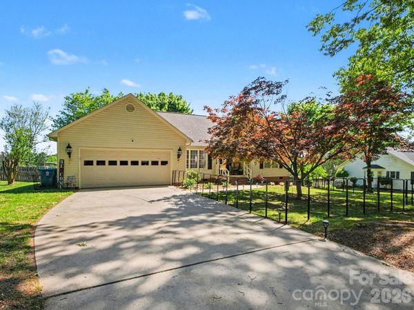 1706 Whitney Lane , Salisbury, NC 28146