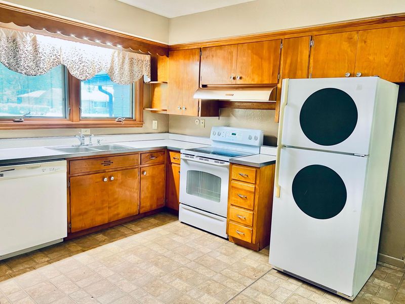 1813 Bledsoe Drive, Bellbrook, OH 45305 Photo 26