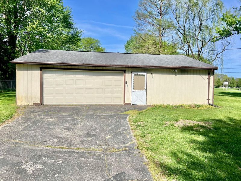 1813 Bledsoe Drive, Bellbrook, OH 45305 Photo 33