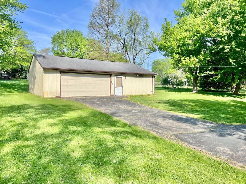 1813 Bledsoe Drive, Bellbrook, OH 45305 Photo 34