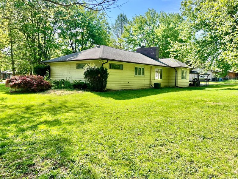 1813 Bledsoe Drive, Bellbrook, OH 45305 Photo 5