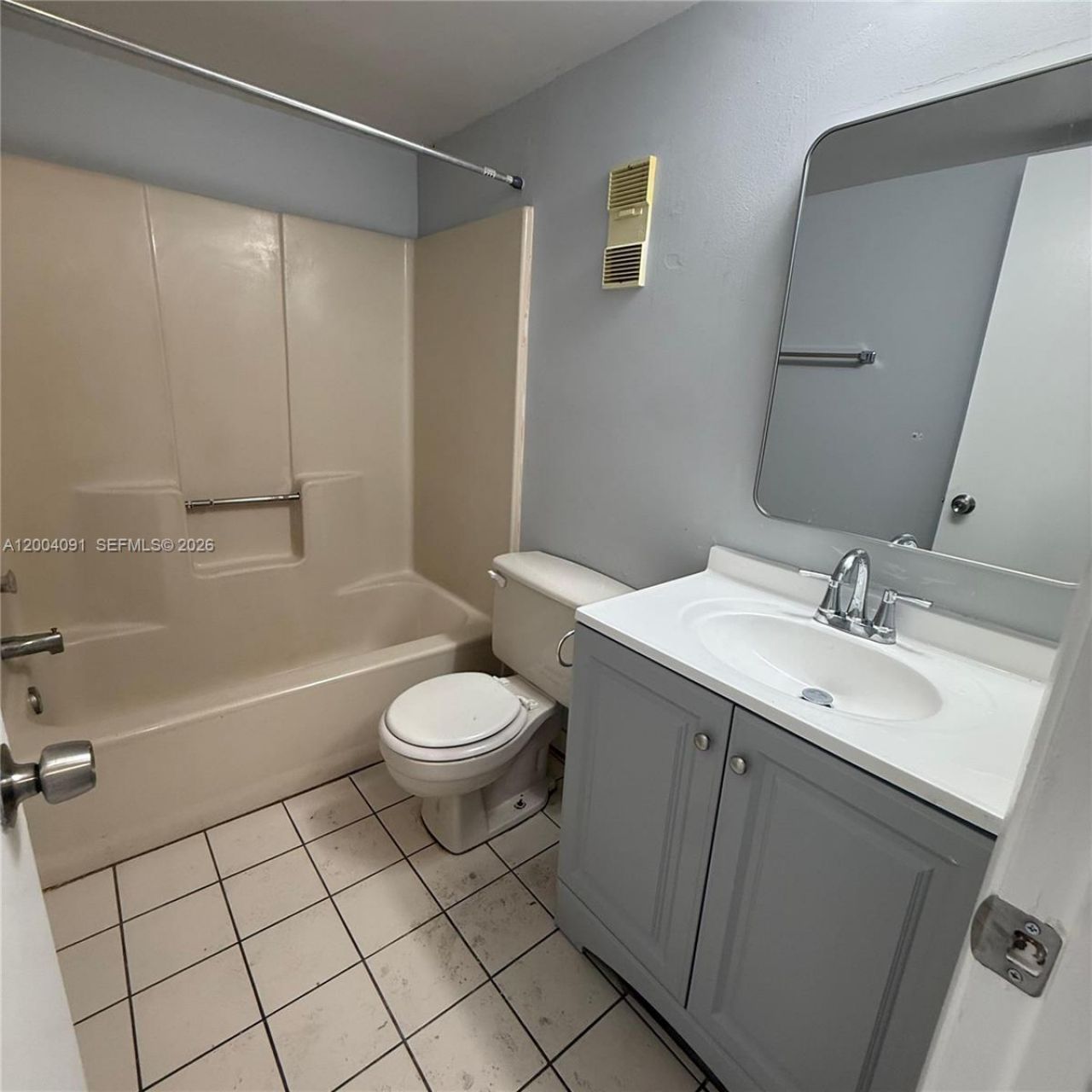 8710 N Sherman Cir, Unit 305, Miramar, FL 33025 Photo