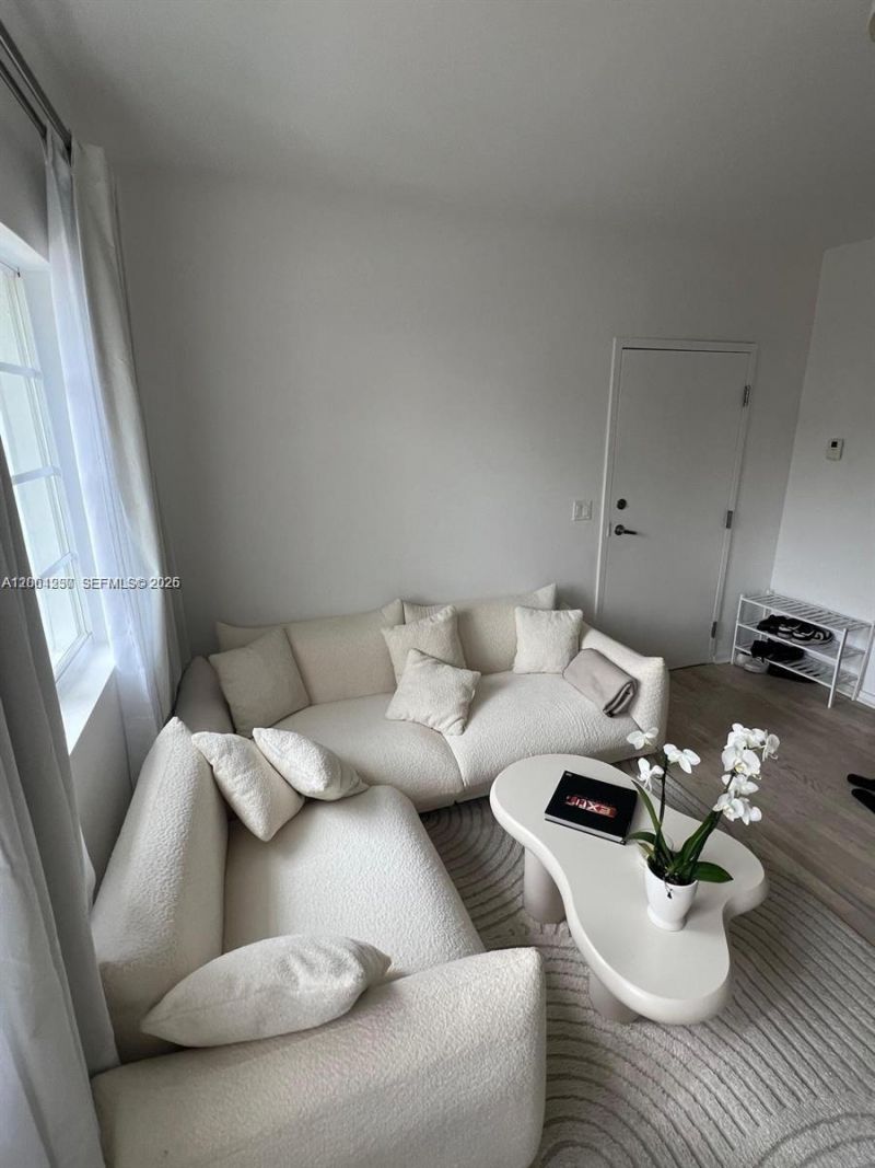 810 7th St, Unit 103, Miami Beach, FL 33139 Photo