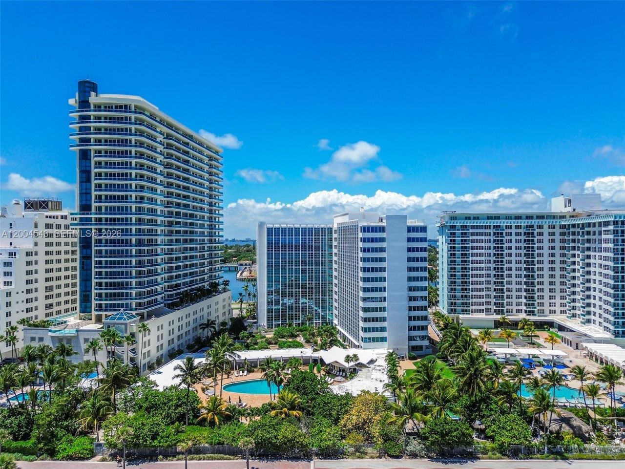 5055 Collins Ave , Unit 3K, Miami Beach, FL 33140 Photo