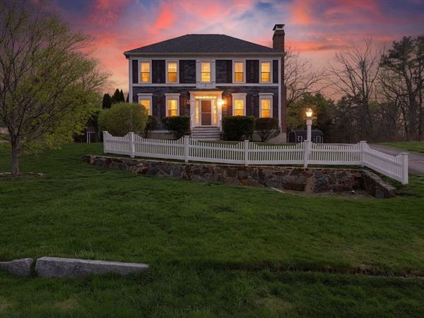 54 Old Merrill St, Amesbury, MA 01913