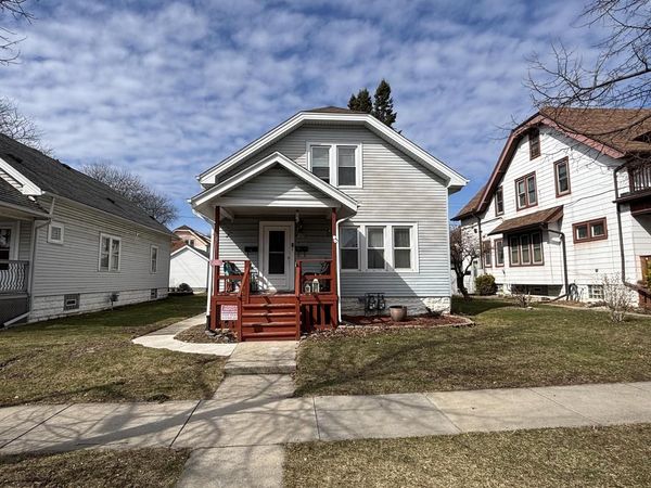 1021 S 57th STREET, West Allis, WI 53214