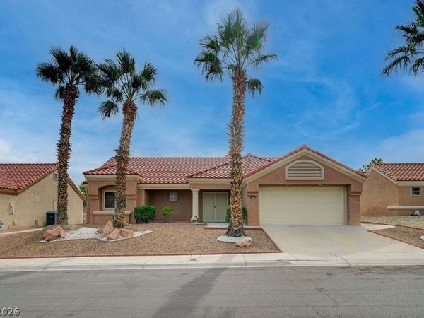 8901 Villa Ridge Drive , Las Vegas, NV 89134