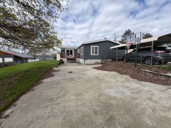 12916 W 2ND Ave, Cheney, WA 99004