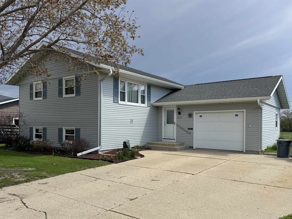 1717 S Chatham Street, Janesville, WI 53546
