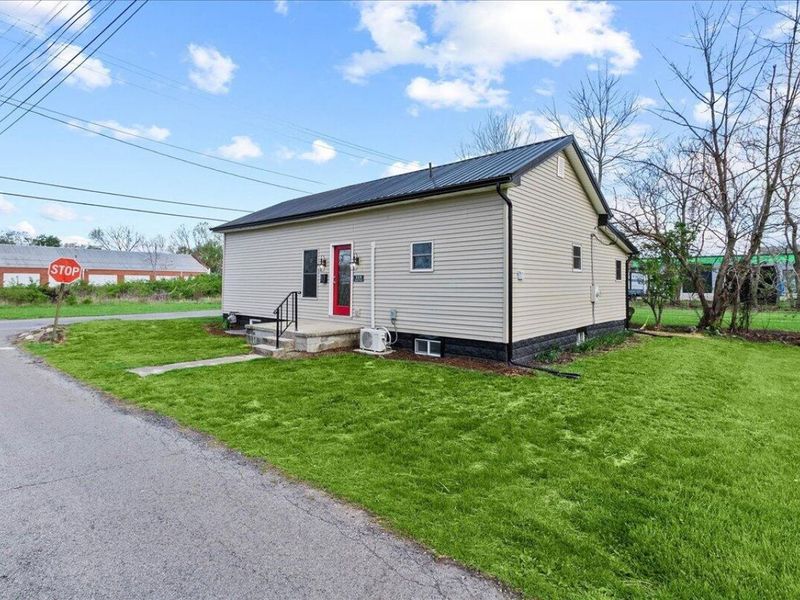 329 S Elm Street, Bellefontaine, OH 43311 Photo 28