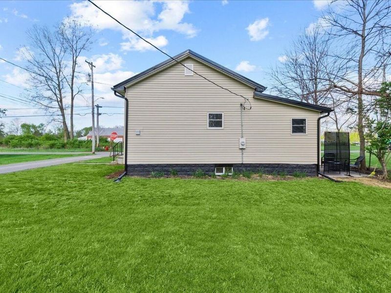 329 S Elm Street, Bellefontaine, OH 43311 Photo 33