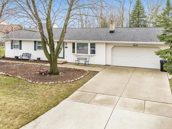 2429 DOWNY STREET, Green Bay, WI 54303