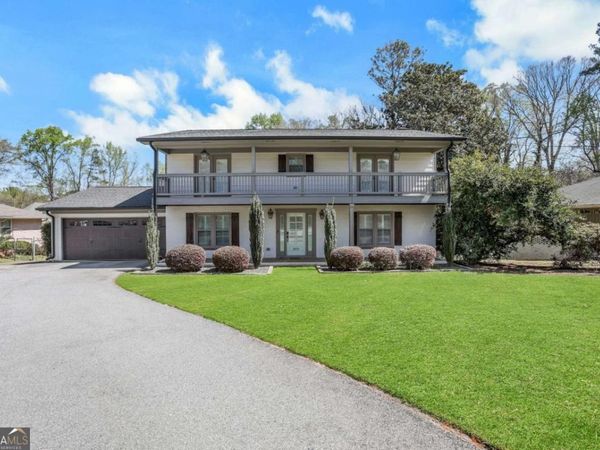 3873 Chamblee Dunwoody Road, Atlanta, GA 30341