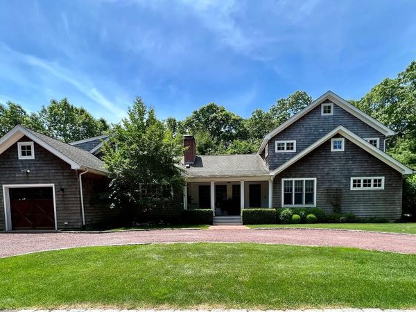 6 Summit Avenue , East Hampton, NY 11937