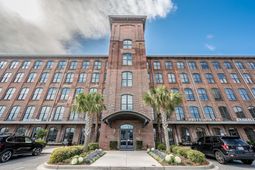 701 E Bay Street photo 4
