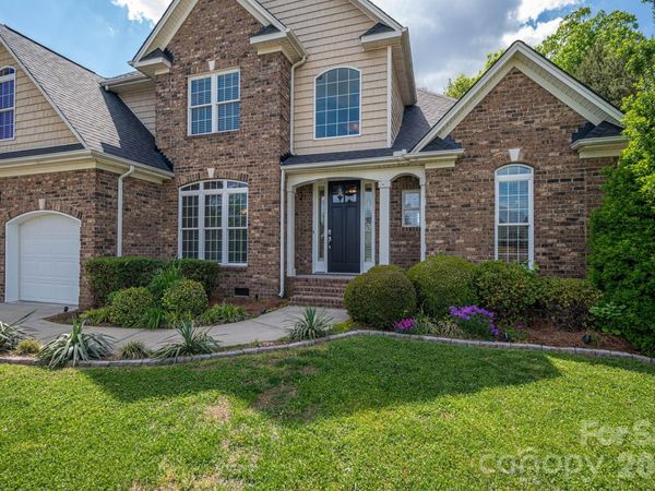 4012 Saint Andrews Court, Cramerton, NC 28032