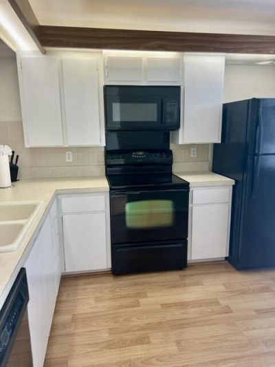 3635 Whitehall Drive, Unit 305, West Palm Beach, FL 33401 Photo