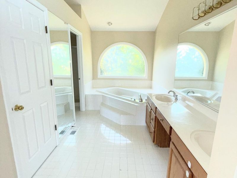 917 Whirlaway Drive, Union, KY 41091 Photo 9